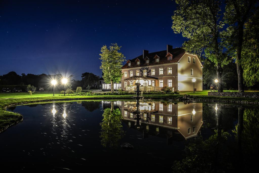 Hôtel Palac Plocko Extérieur photo